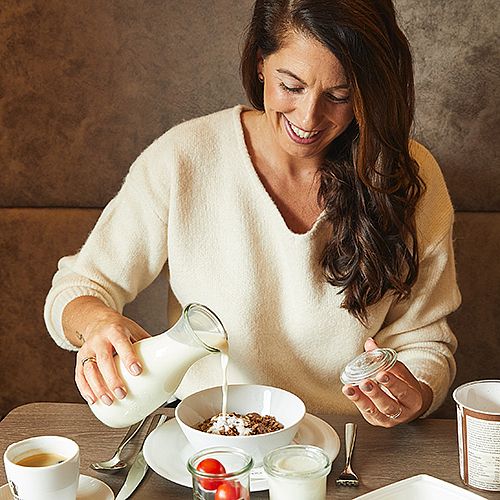 YOUR STUDIO BREAKFAST SERVICE